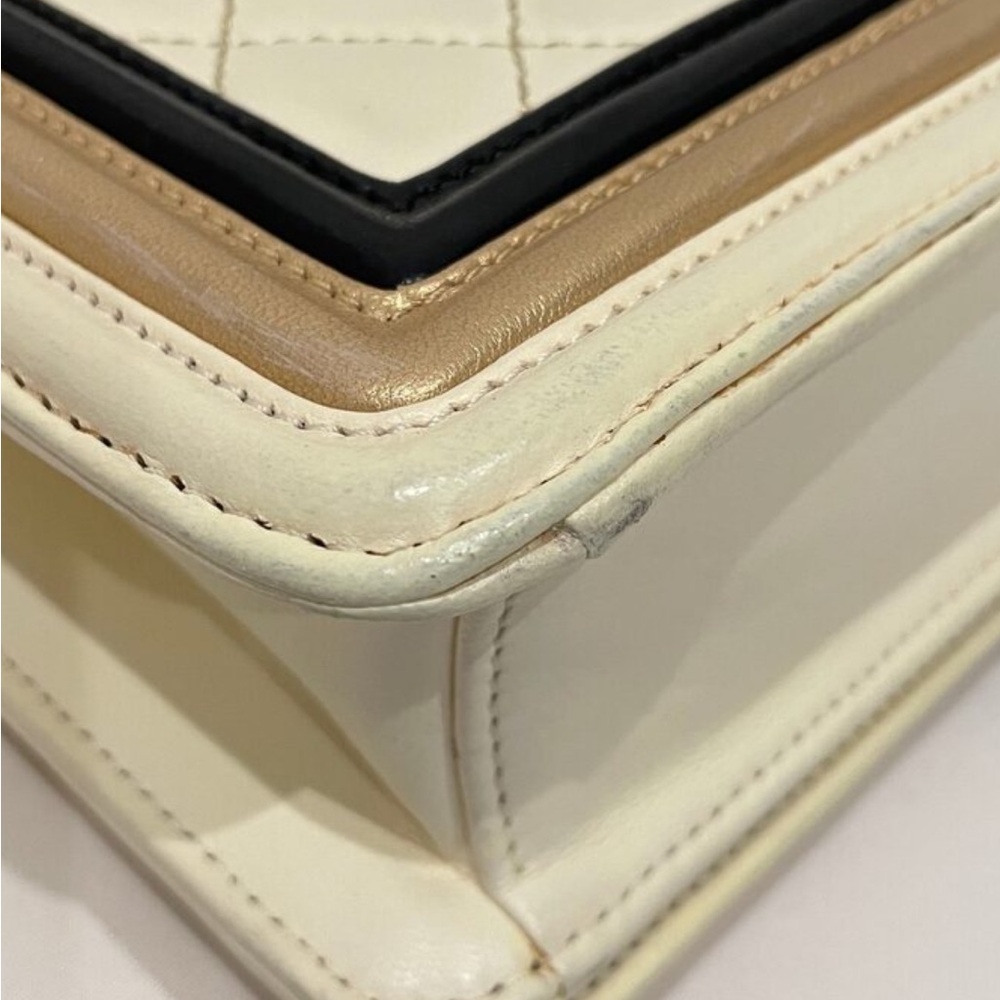 Chanel Vintage Boy Bag cream , black and gold bag - Picture 12 of 16